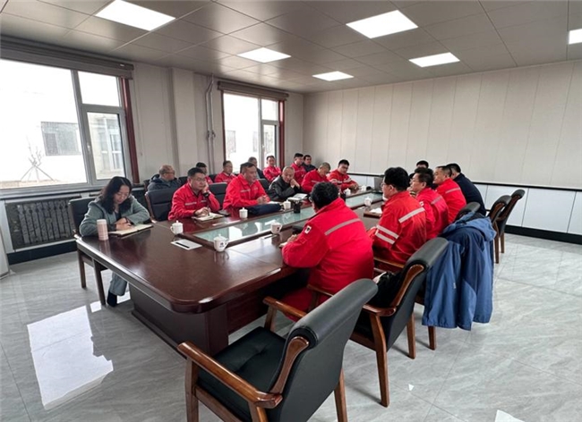 油田企管法规部莅临航务公司开展承包商专项检查