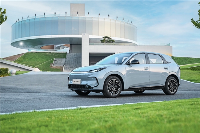 极狐T1，生产碳中和工厂绿电造每颗螺丝