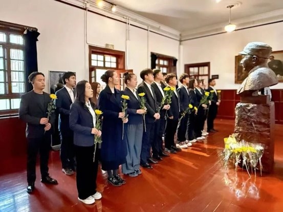 ​缅怀革命先烈 传承红色基因 | 第七公司参加集团“党建带团建”清明主题团日活动